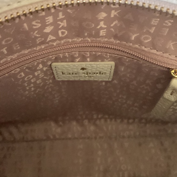 Kate Spade Crossbody with Matching Long Wallet - Picture 6 of 10